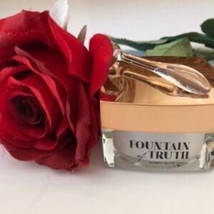 Fountain of Youth Honey Glow Face Mask